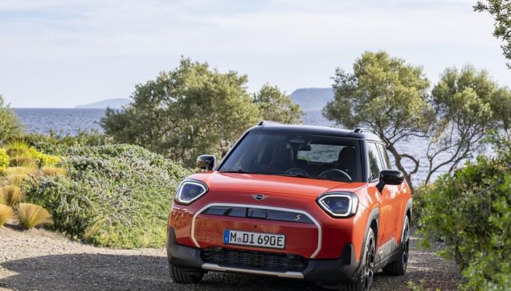 Nuova Mini Aceman: caratteristiche, design, abitacolo, versioni, motori e autonomia - Foto 48 di 134