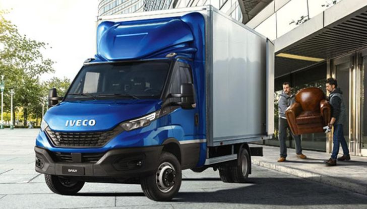 Patente C camion: requisiti, esame e costi nel 2024 - Foto 6 di 13