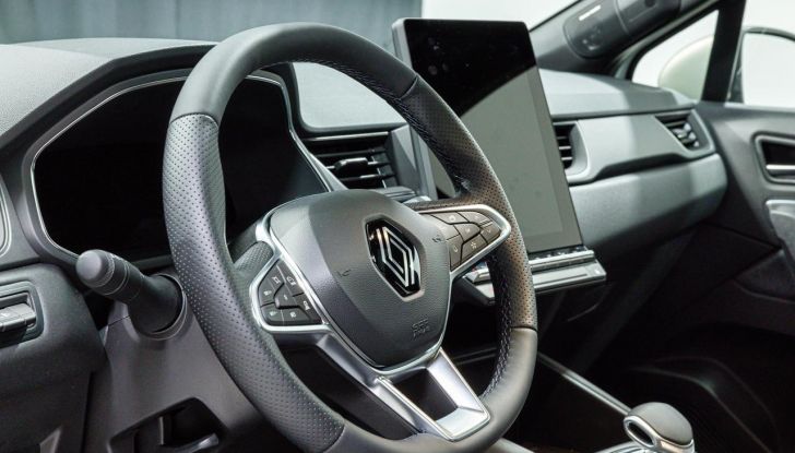 Nuovo Renault Captur: si aprono gli ordini in Italia da 22.550 euro - Foto 133 di 136