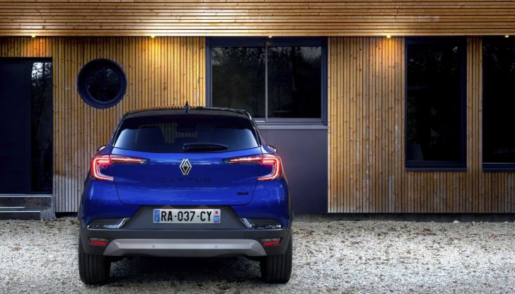 Nuovo Renault Captur: si aprono gli ordini in Italia da 22.550 euro - Foto 78 di 136