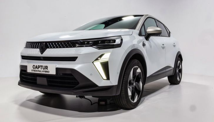 Nuovo Renault Captur: si aprono gli ordini in Italia da 22.550 euro - Foto 107 di 136