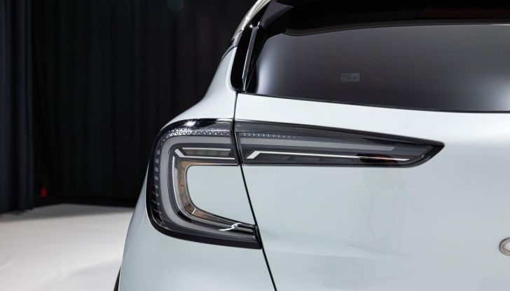 Nuovo Renault Captur: si aprono gli ordini in Italia da 22.550 euro - Foto 115 di 136