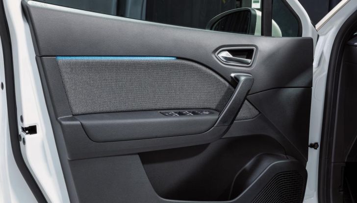 Nuovo Renault Captur: si aprono gli ordini in Italia da 22.550 euro - Foto 103 di 136