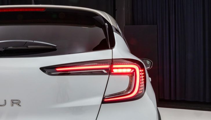 Nuovo Renault Captur: si aprono gli ordini in Italia da 22.550 euro - Foto 106 di 136