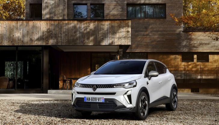 Nuovo Renault Captur: si aprono gli ordini in Italia da 22.550 euro - Foto 31 di 136