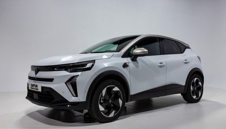 Nuovo Renault Captur: si aprono gli ordini in Italia da 22.550 euro - Foto 119 di 136
