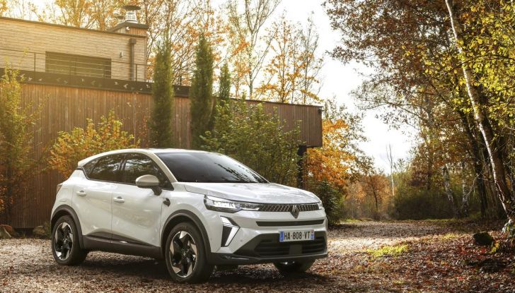 Nuovo Renault Captur: si aprono gli ordini in Italia da 22.550 euro - Foto 24 di 136