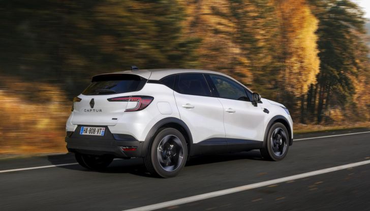 Nuovo Renault Captur: si aprono gli ordini in Italia da 22.550 euro - Foto 36 di 136