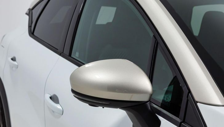 Nuovo Renault Captur: si aprono gli ordini in Italia da 22.550 euro - Foto 118 di 136