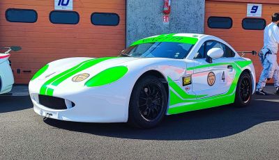 Ginetta G40 GT5: il nostro test in pista della vettura da corsa britannica