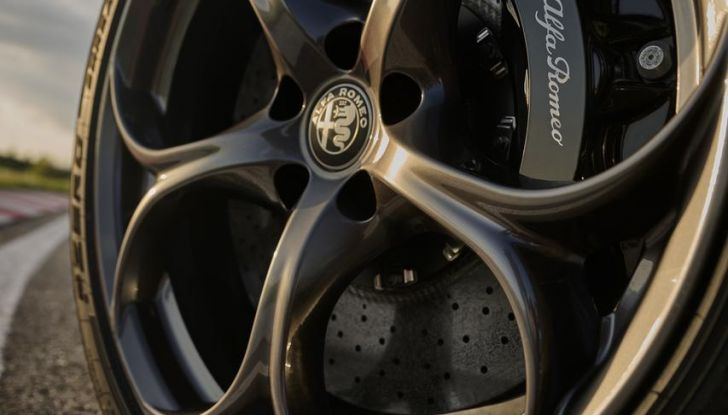 Alfa Romeo Giulia e Stelvio Quadrifoglio Super Sport: debutta la nuova serie limitata - Foto 27 di 57