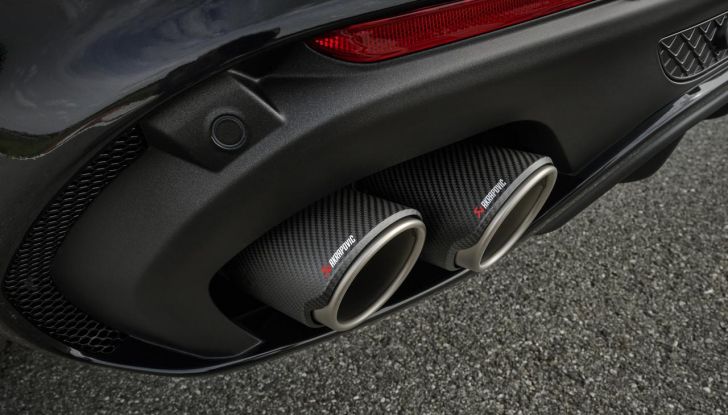 Alfa Romeo Giulia e Stelvio Quadrifoglio Super Sport: debutta la nuova serie limitata - Foto 48 di 57