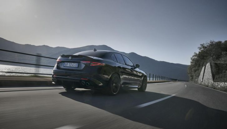 Alfa Romeo Giulia e Stelvio Quadrifoglio Super Sport: debutta la nuova serie limitata - Foto 12 di 57
