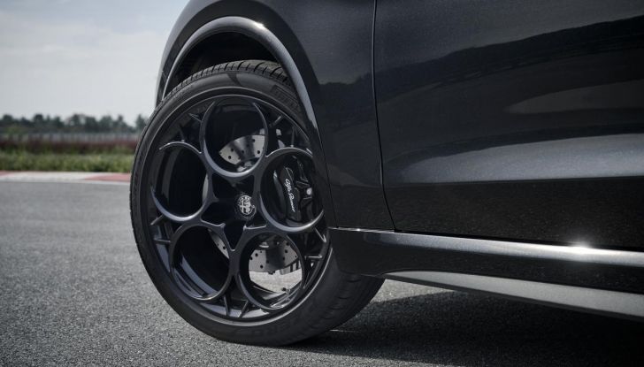 Alfa Romeo Giulia e Stelvio Quadrifoglio Super Sport: debutta la nuova serie limitata - Foto 49 di 57