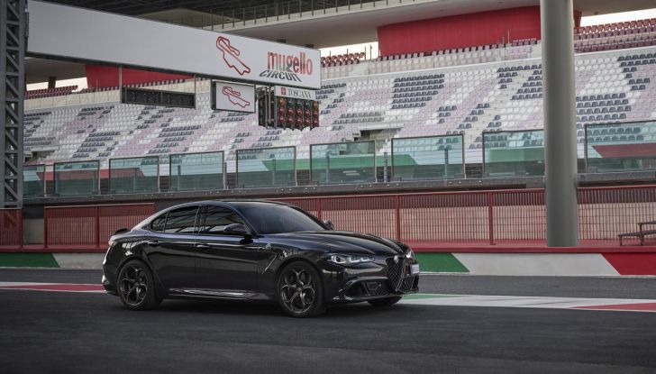 Alfa Romeo Giulia e Stelvio Quadrifoglio Super Sport: debutta la nuova serie limitata - Foto 7 di 57