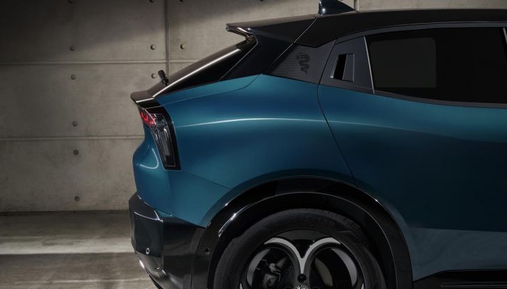 Alfa Romeo Junior Ibrida ed Elettrica