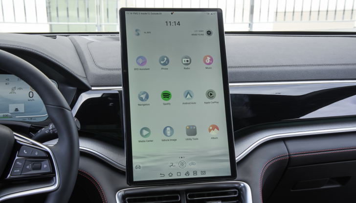 BYD Seal U DM-i prova su strada, prestazioni e prezzi - Foto 15 di 15