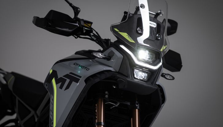 CFMOTO 450MT: caratteristiche, colori e prezzi - Foto 1 di 17