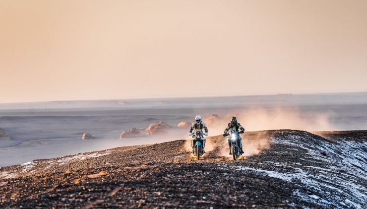 CFMOTO 450MT: caratteristiche, colori e prezzi - Foto 14 di 17