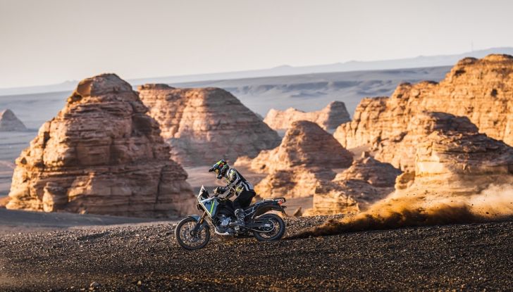 CFMOTO 450MT: caratteristiche, colori e prezzi - Foto 16 di 17