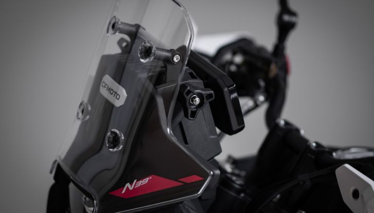 CFMOTO 450MT: caratteristiche, colori e prezzi - Foto 4 di 17