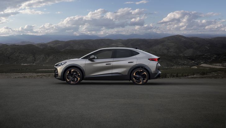 Nuova CUPRA Tavascan e Born VZ: la prova su strada dei due nuovi modelli della casa catalana - Foto 10 di 27