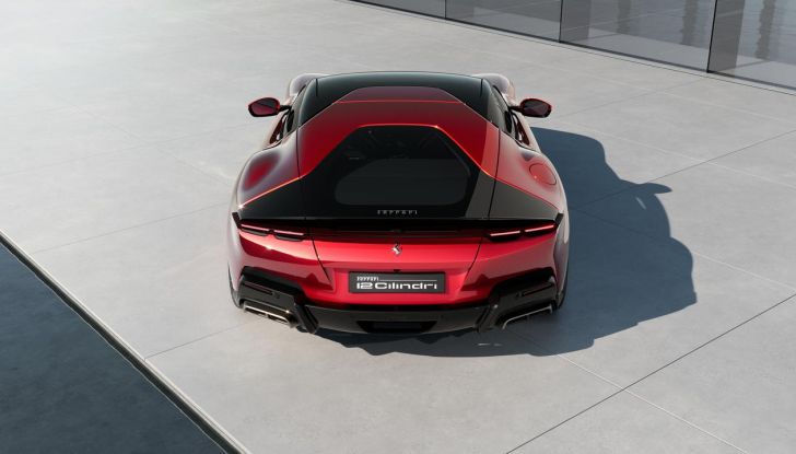 Ferrari 12Cilindri: caratteristiche, design, abitacolo, motore e prestazioni - Foto 21 di 61