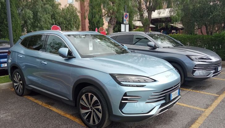 BYD Seal U DM-i prova su strada, prestazioni e prezzi - Foto 5 di 15