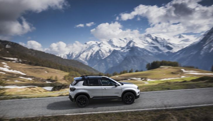 Jeep Avenger 4xe: al via agli ordini in Italia con prezzi da 31.150 euro - Foto 36 di 43