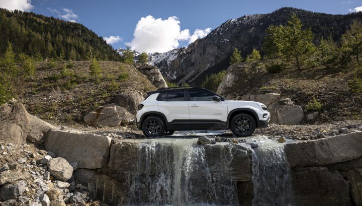 Jeep Avenger 4xe: al via agli ordini in Italia con prezzi da 31.150 euro - Foto 30 di 43