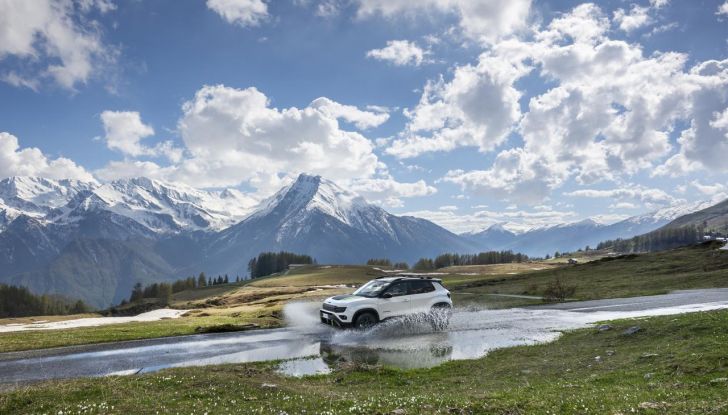 Jeep Avenger 4xe: al via agli ordini in Italia con prezzi da 31.150 euro - Foto 38 di 43