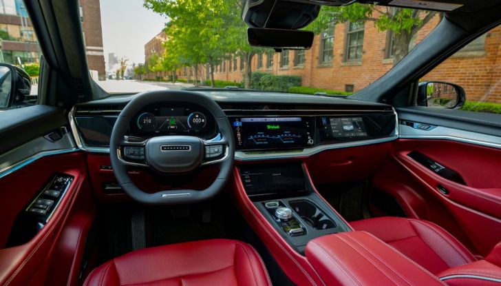 Nuova Jeep Wagoneer S: caratteristiche, design, abitacolo, prestazioni e autonomia - Foto 29 di 74