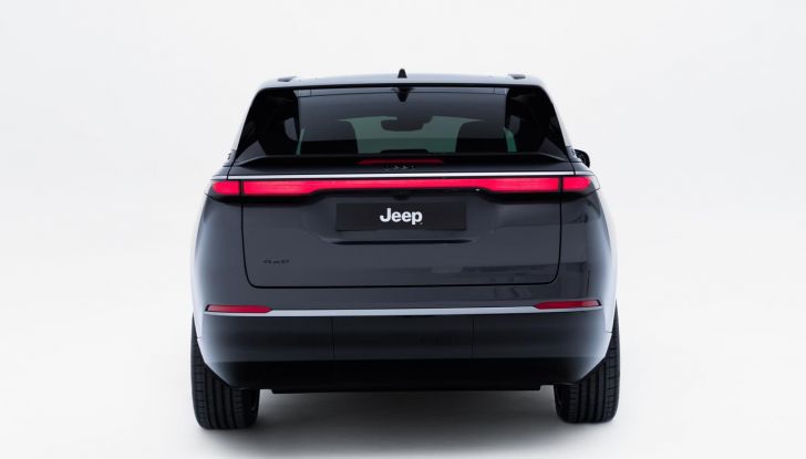 Nuova Jeep Wagoneer S: caratteristiche, design, abitacolo, prestazioni e autonomia - Foto 8 di 74