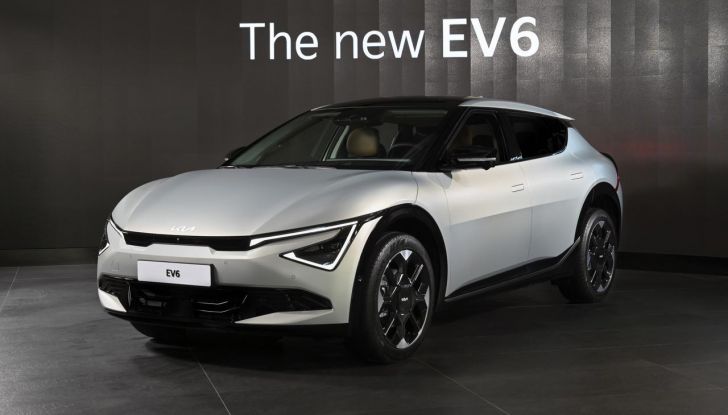 Kia EV6 2025: caratteristiche, design, abitacolo, motori, versioni, potenza, autonomia e prezzi - Foto 8 di 12
