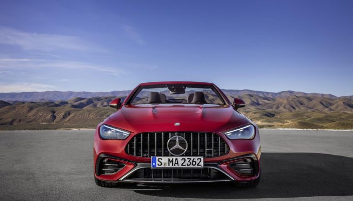 Mercedes-AMG CLE 53 Cabriolet: caratteristiche, design, abitacolo, motore e prestazioni - Foto 17 di 27
