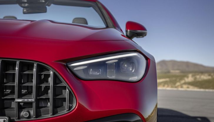 Mercedes-AMG CLE 53 Cabriolet: caratteristiche, design, abitacolo, motore e prestazioni - Foto 23 di 27
