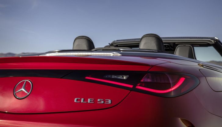 Mercedes-AMG CLE 53 Cabriolet: caratteristiche, design, abitacolo, motore e prestazioni - Foto 22 di 27