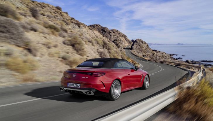 Mercedes-AMG CLE 53 Cabriolet: caratteristiche, design, abitacolo, motore e prestazioni - Foto 9 di 27