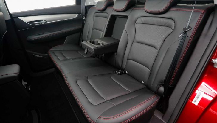 Nuova Cirelli 3: caratteristiche, design, abitacolo, motori e prezzi - Foto 15 di 16