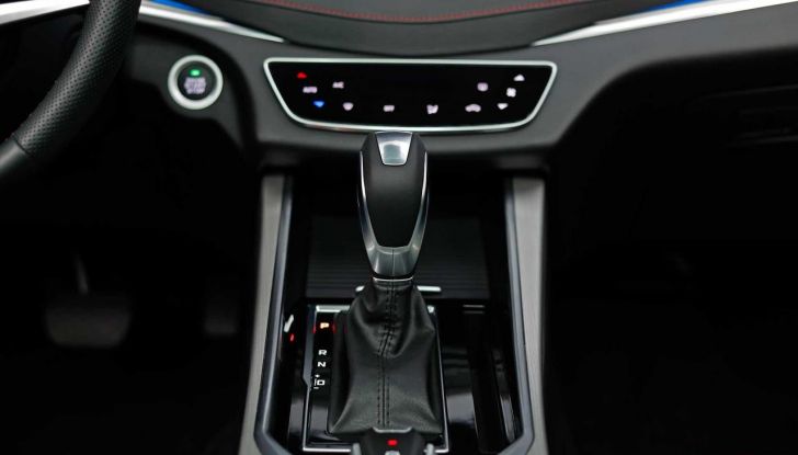 Nuova Cirelli 3: caratteristiche, design, abitacolo, motori e prezzi - Foto 13 di 16