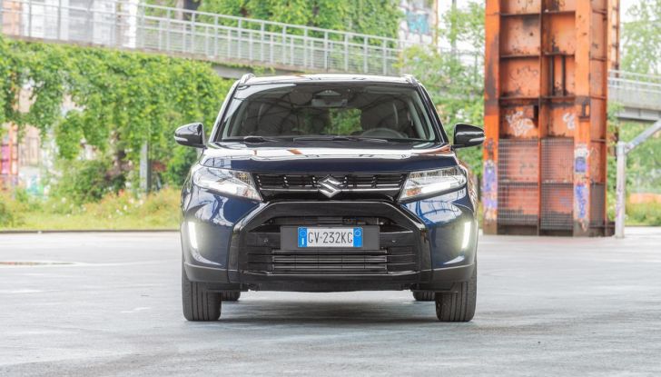 Nuova Suzuki Vitara Hybrid: caratteristiche, design, abitacolo, motori, allestimenti e prezzi - Foto 17 di 64