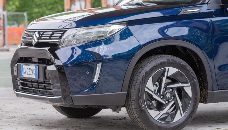 Nuova Suzuki Vitara Hybrid: caratteristiche, design, abitacolo, motori, allestimenti e prezzi - Foto 52 di 64