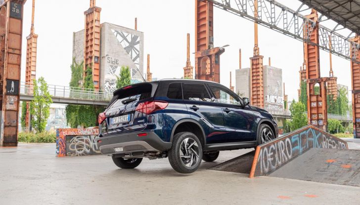 Nuova Suzuki Vitara Hybrid: caratteristiche, design, abitacolo, motori, allestimenti e prezzi - Foto 42 di 64