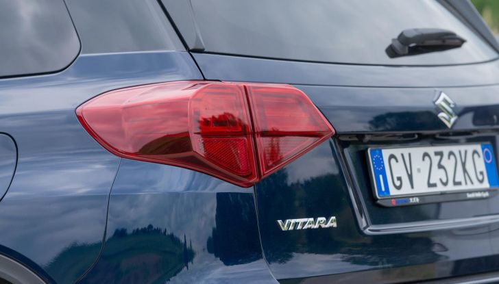 Nuova Suzuki Vitara Hybrid: caratteristiche, design, abitacolo, motori, allestimenti e prezzi - Foto 62 di 64