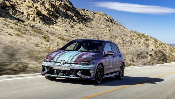 Nuova Volkswagen Golf GTI: al via i preordini da 44.505 euro - Foto 22 di 46