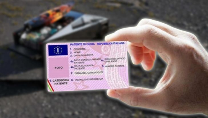Patente B auto: guida ai costi, esame e regolamenti 2024 - Foto 8 di 12