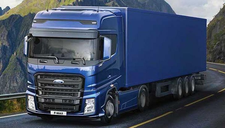 Patente CQC: a cosa serve, costi, corsi e come ottenerla - Foto 4 di 11