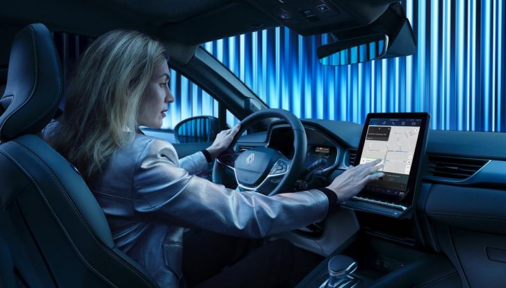 Renault Symbioz: prime informazioni sul nuovo C-SUV - Foto 90 di 103