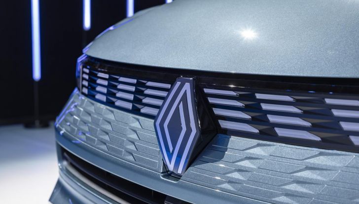 Renault Symbioz: prime informazioni sul nuovo C-SUV - Foto 26 di 103