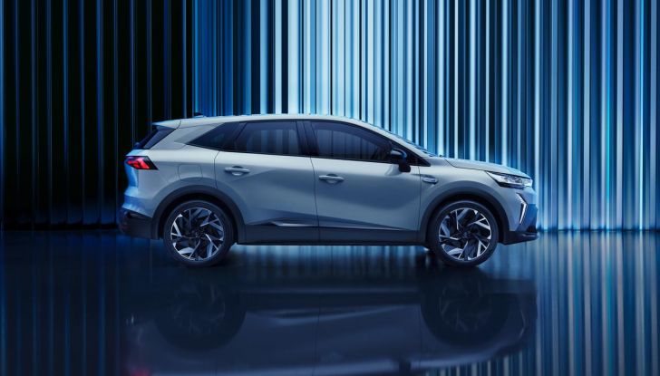 Renault Symbioz: prime informazioni sul nuovo C-SUV - Foto 99 di 103